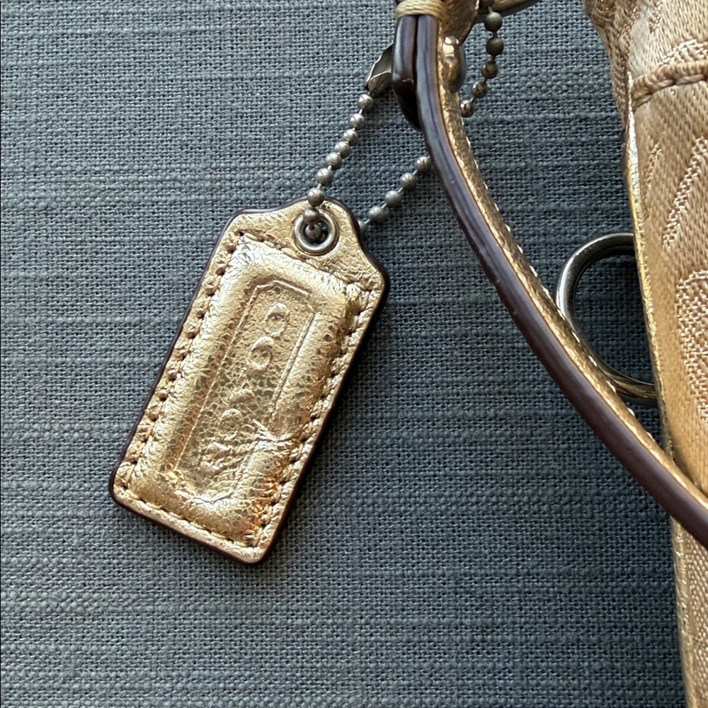 Coach‎ Poppy Metallic Gold Crossbody Bag - Picture 5 of 7